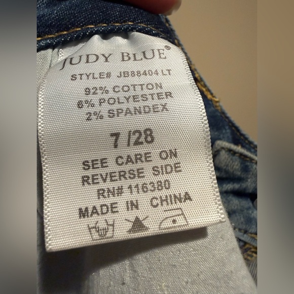 Judy Blue Boyfriend Fit Jeans Size 7/28 Stretch distressed - Picture 10 of 11